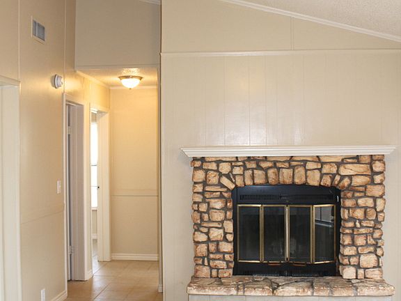 2nd image of 3205 Julie Ln
