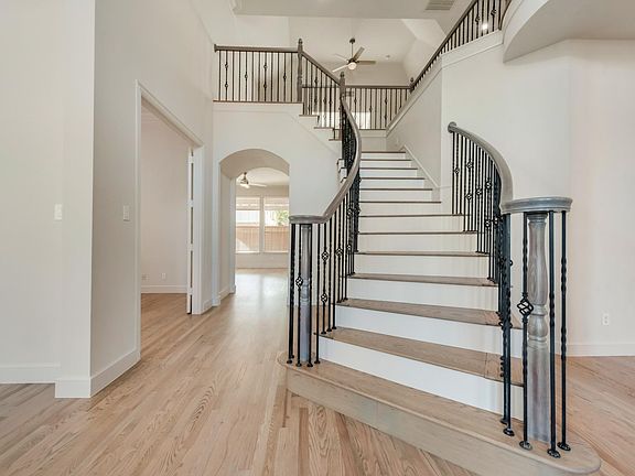 5th image of 4867 Corinthian Bay Dr