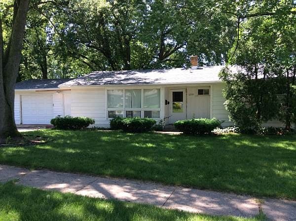 1st image of 1205 Foster Ave