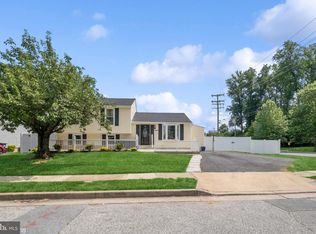 7927 Chipper Rd, Windsor Mill, MD 21244