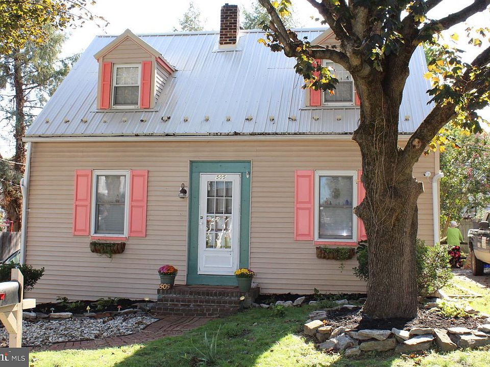 1st image of 505 Dunn Irvin Dr