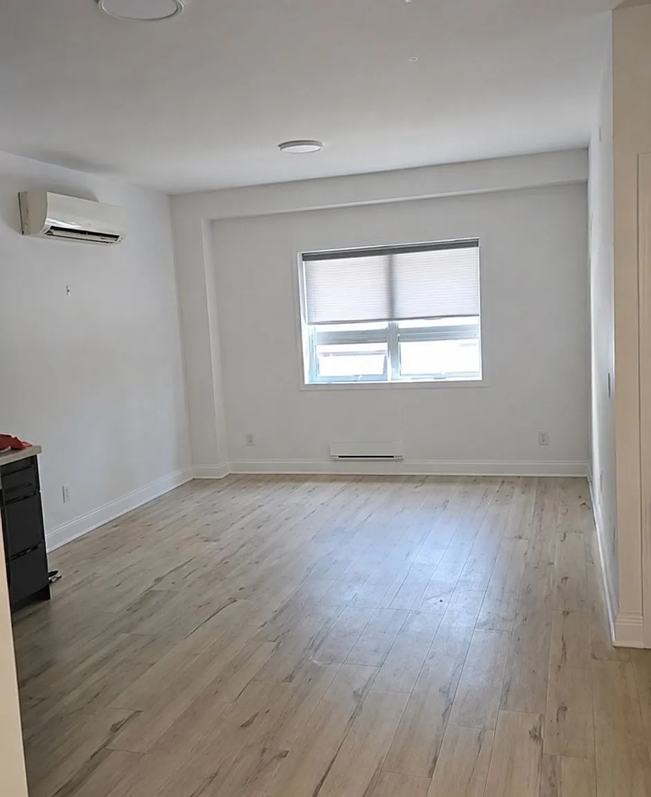 2 bed, $1,999 — Photo 2
