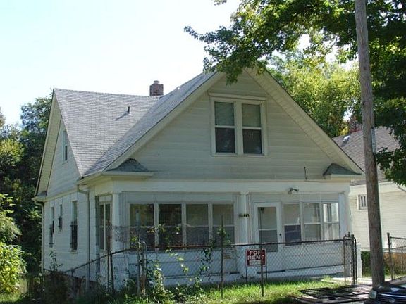 2nd image of 2645 Myrtle Ave