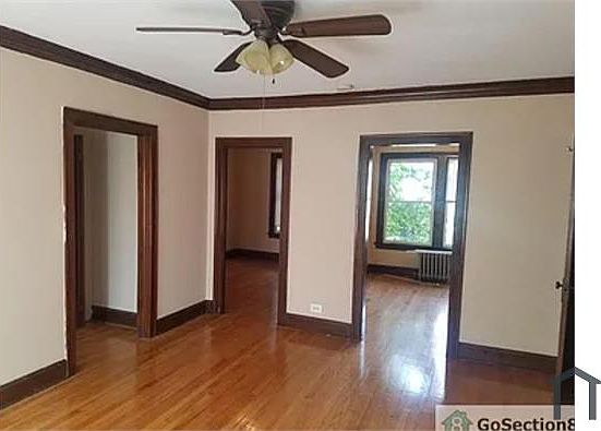 3rd image of 4504 W Wellington Ave #1