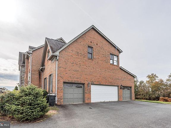 5th image of 14938 Finegan Farm Dr