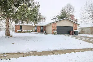 3746 Armstead Pl photo 1