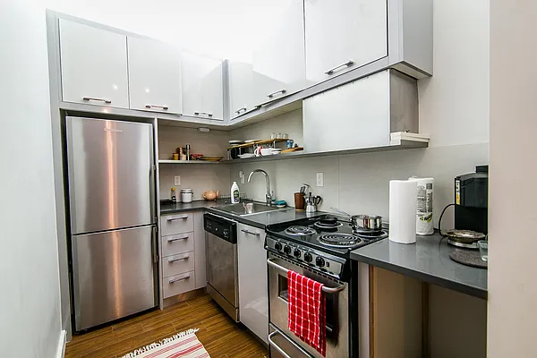 Rented by Nooklyn NYC LLC | media 73