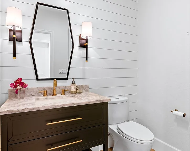 71 Vantis Dr — Photo 12