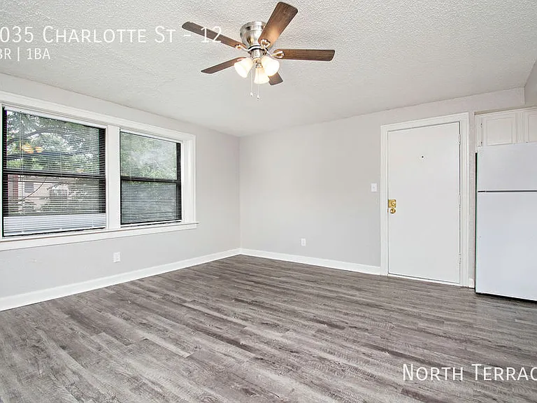 4035-4039 Charlotte — Photo 14