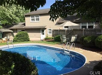 5th image of 3425 Lord Byron Dr