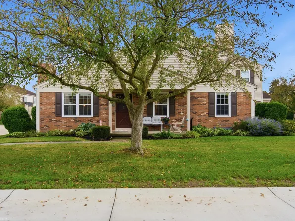15720 Cambridge Dr, Clinton Township, MI 48038