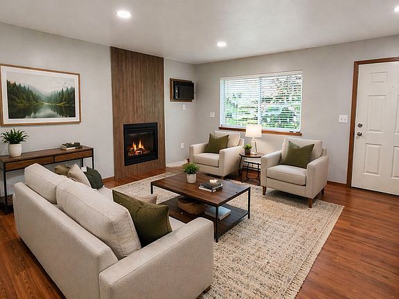 3rd image of 1020 W Lacrosse Ave #1020