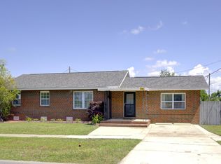 210 E 9th St, Lynn Haven, FL 32444