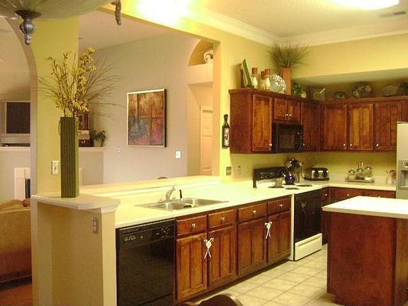 4th image of 2207 Ansley Park N