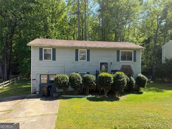 2745 Old South Dr, Jonesboro, GA 30236