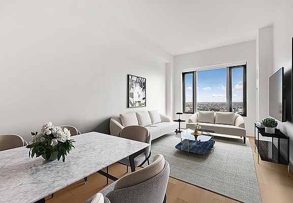 4th image of 10 City Pt APT 26L