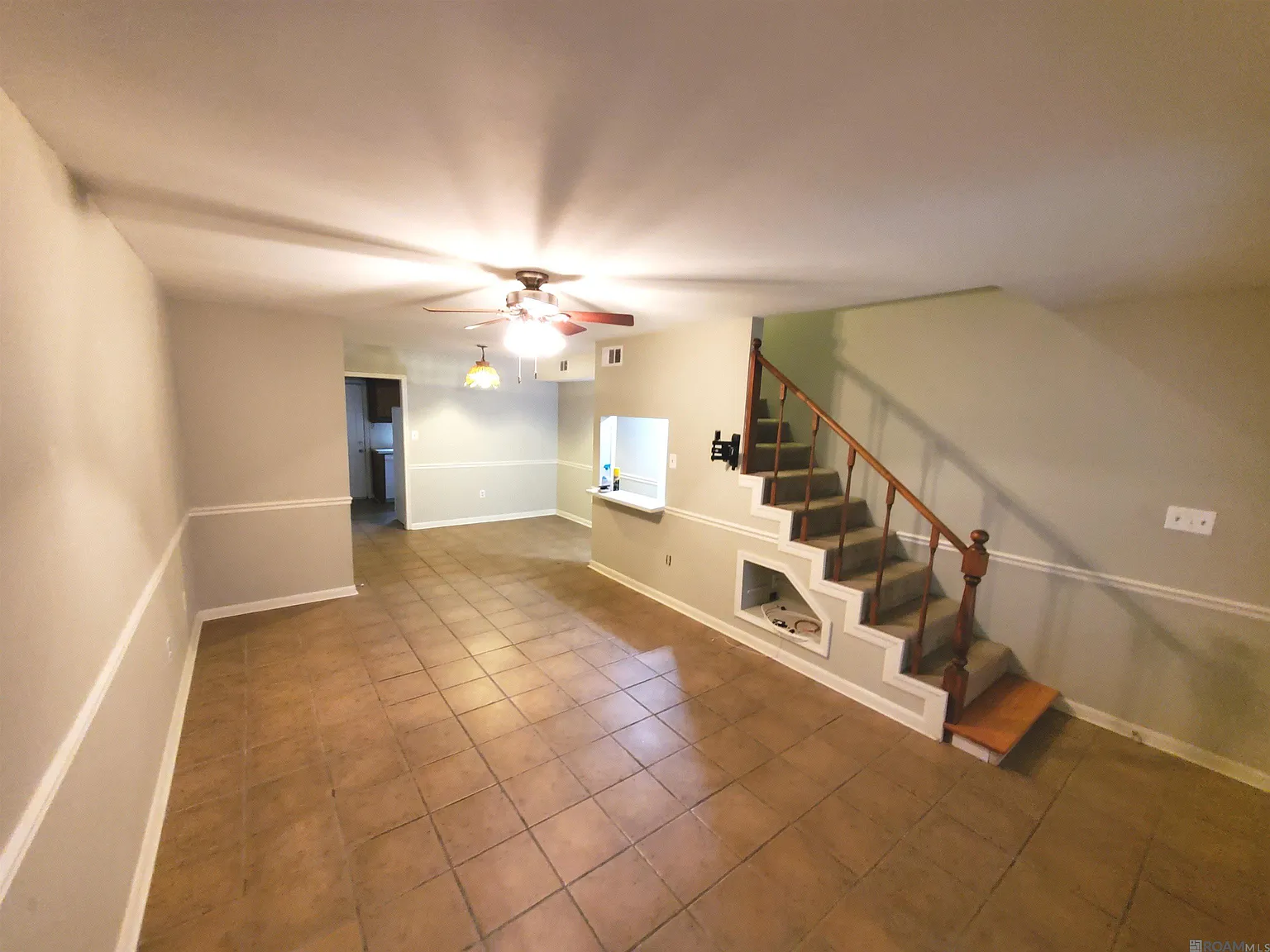 2 bed, 1080 sqft, $1,250 — Photo 2