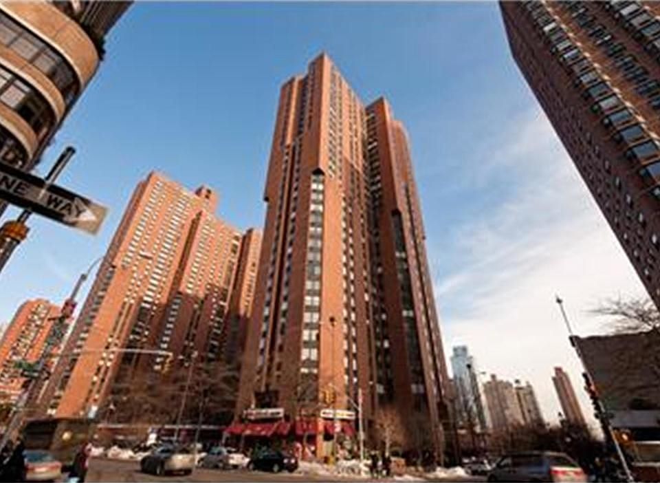 2nd image of 1623 3rd Ave APT 15F