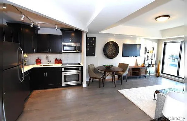 Rented by Web Realty Group Inc | media 33