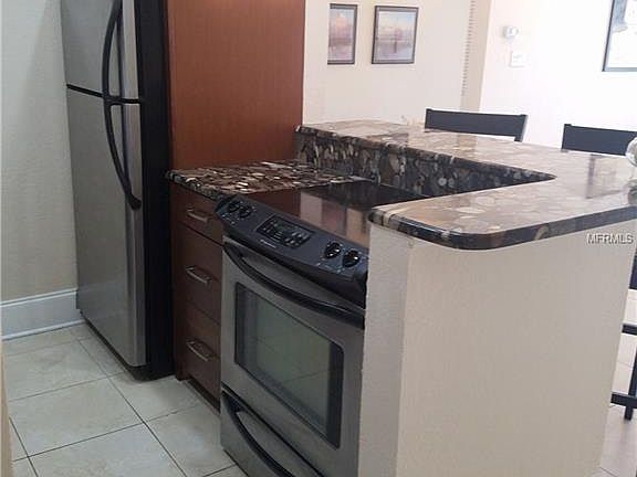 5th image of 208 Danube Ave APT 205