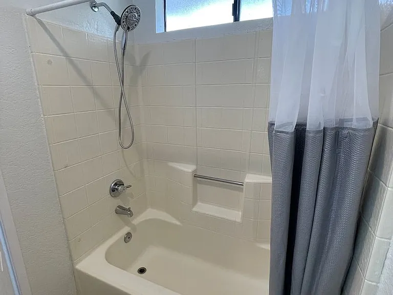 2269 Earl Ave — Photo 17