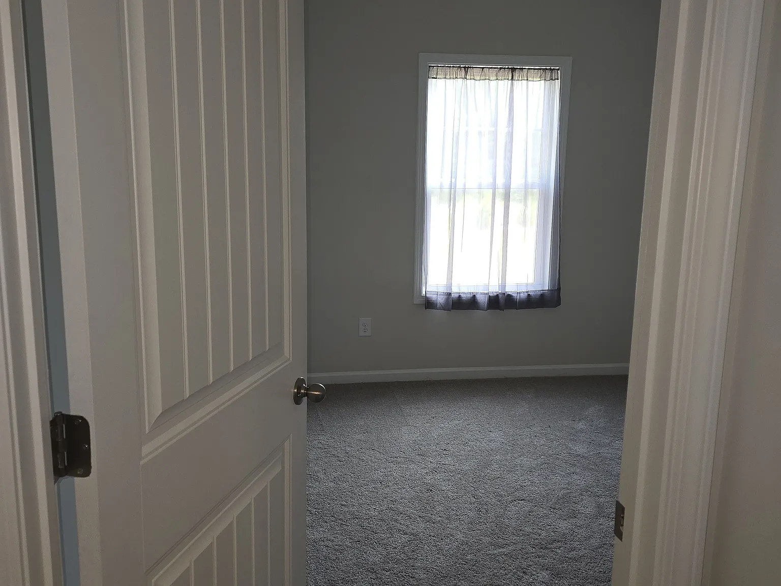 3 bed, 1800 sqft, $800 — Photo 3