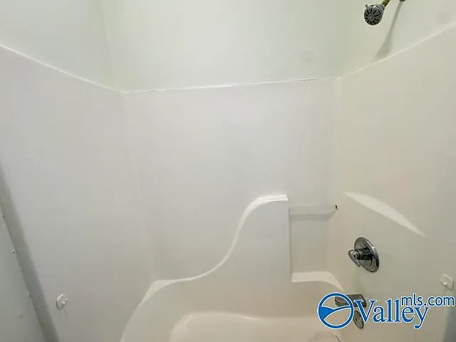1386 Harvest Rd — Photo 32