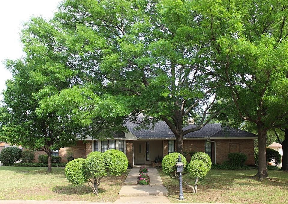 1st image of 433 Merriman Dr