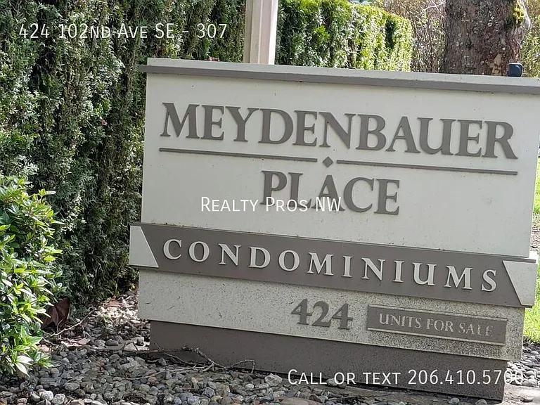 424 102nd Ave SE #307 — Photo 2
