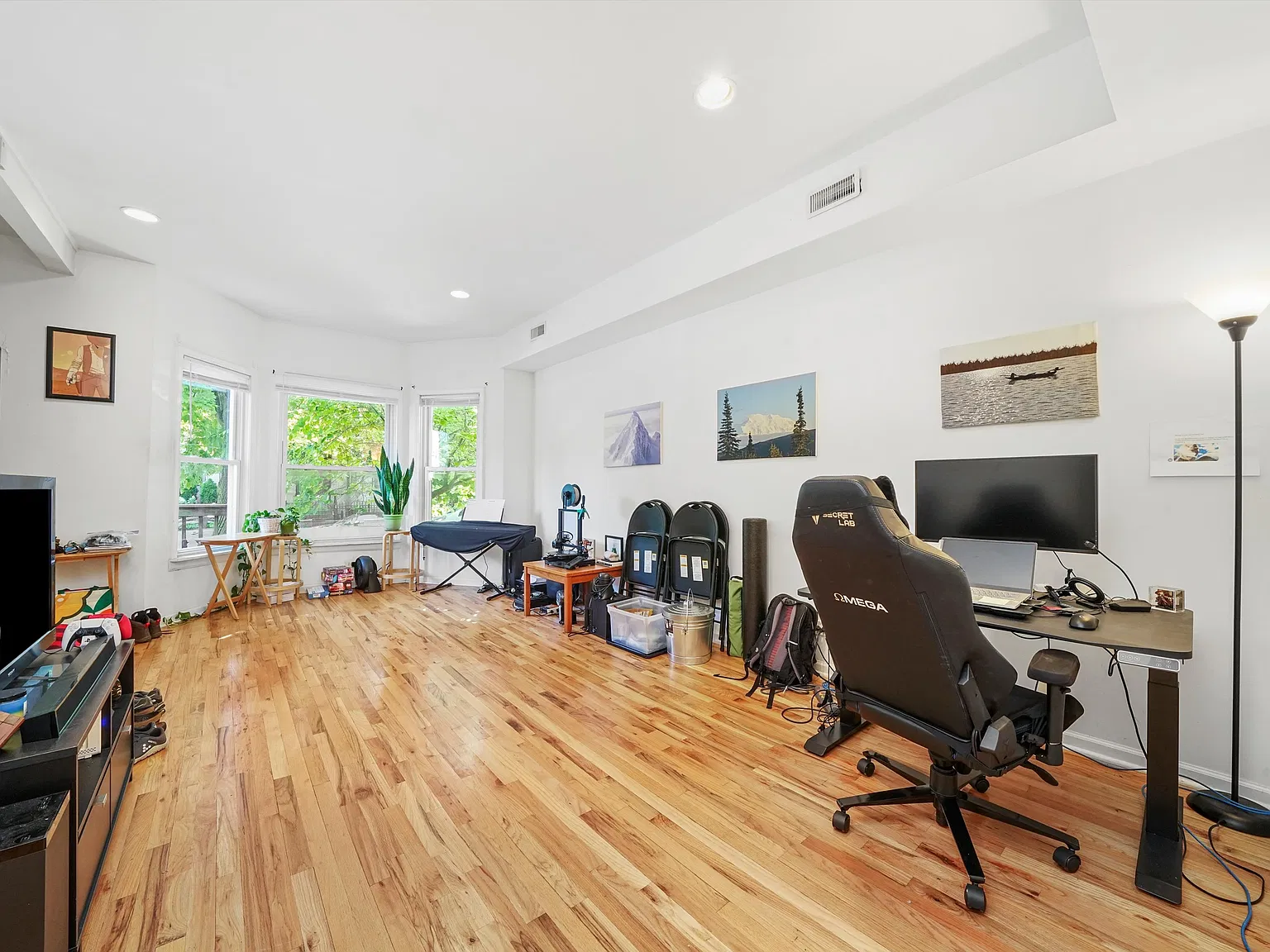 2 bed, 950 sqft, $2,450 — Photo 3