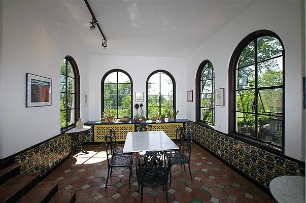 Sold by Corcoran | media 23