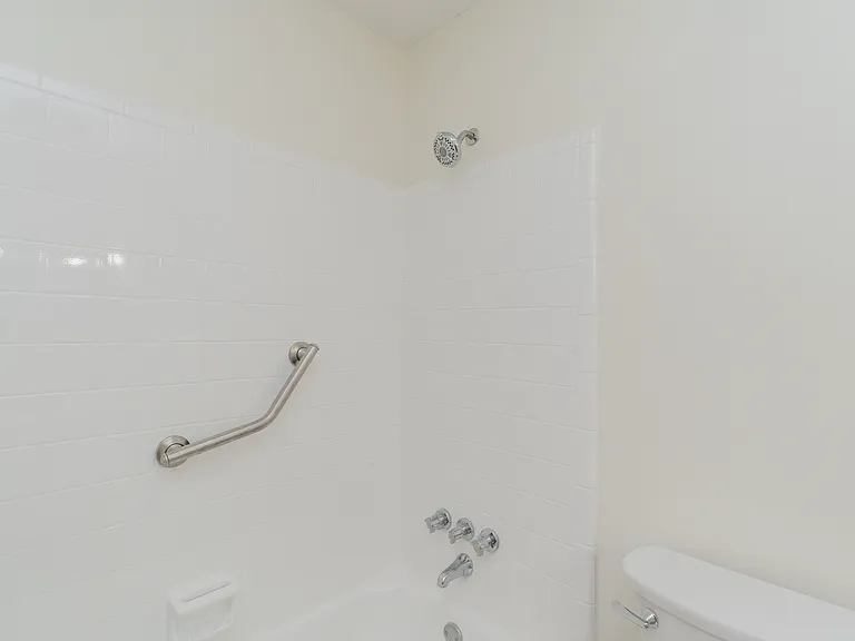 1621 Fernwood Cir — Photo 14