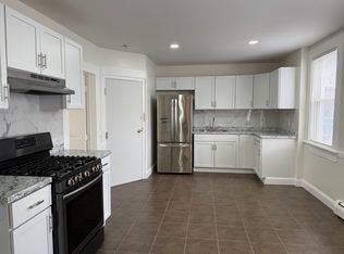 14 Division St FL 1, Waterbury, CT 06704