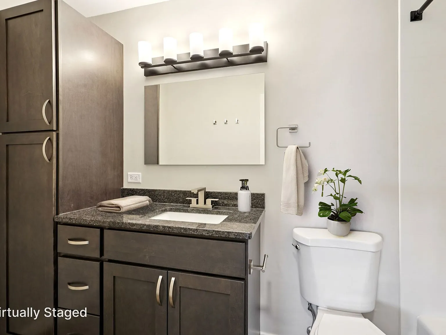 Lydia Rose Apartments — Photo 4