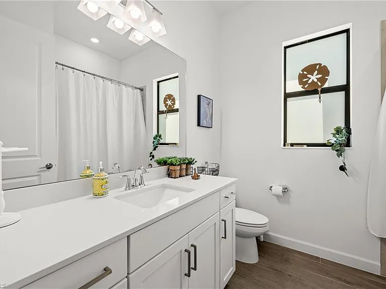 10798 Timber Creek Dr — Photo 28