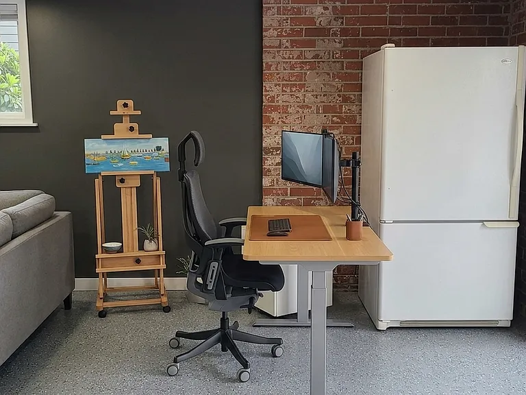 Fridge/Freezer available in Garage