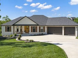 137 Winged Foot Dr, Branson, MO 65616