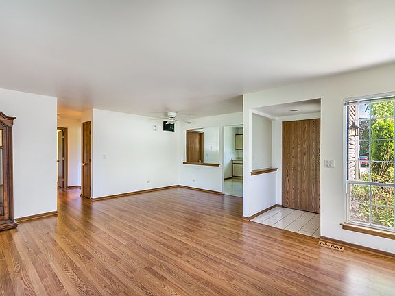 2nd image of 2131 Southwind Cir #2131