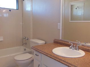 7671 Joshua Ln, Yucca Valley, CA 92284