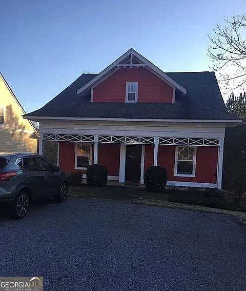 2060 Lakeside Dr — Photo 2