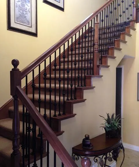 8 Plymouth Ct — Photo 3