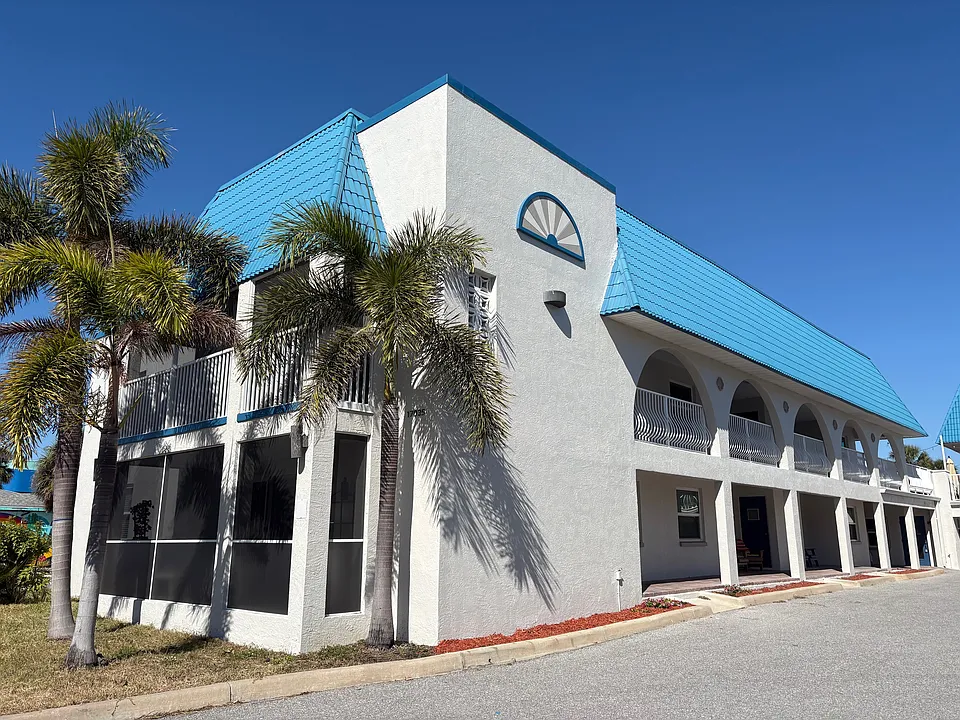 17035 Gulf Blvd