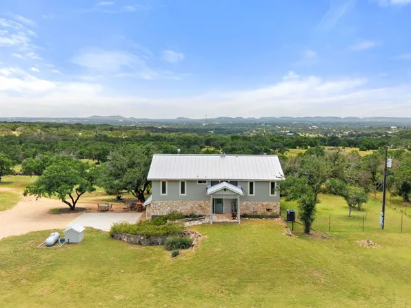 143 Oak Lane, Johnson City, TX 78636