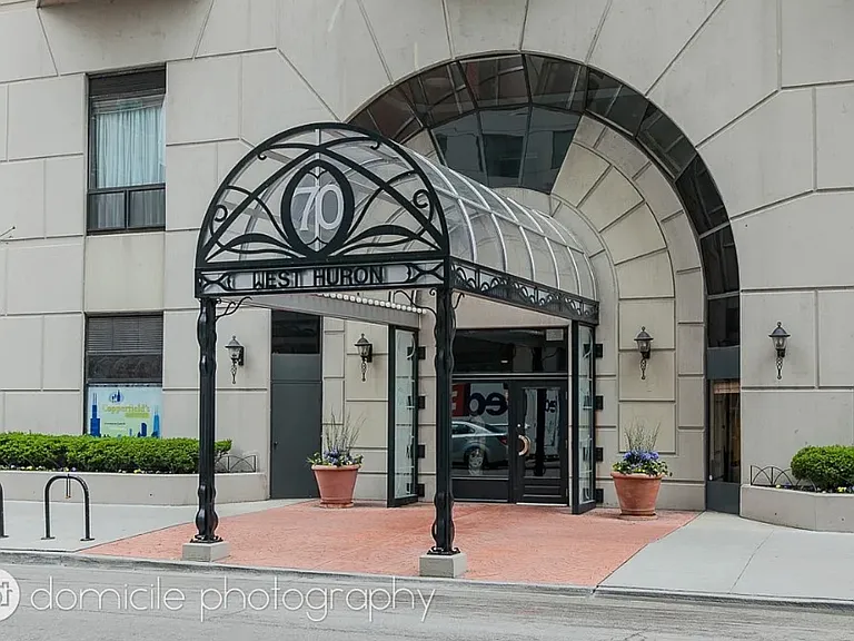 70 E Huron St #1805 — Photo 6