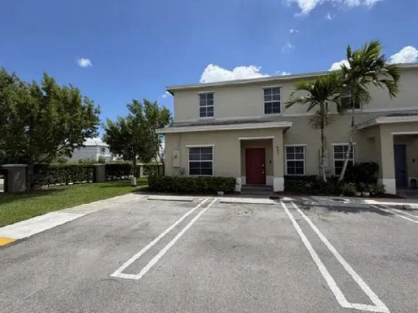 597 NE 5th Pl, Florida City, FL 33034
