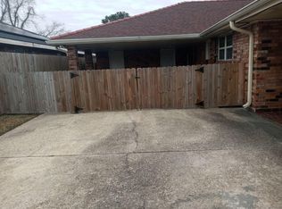 7731 Swift St, New Orleans, LA 70126
