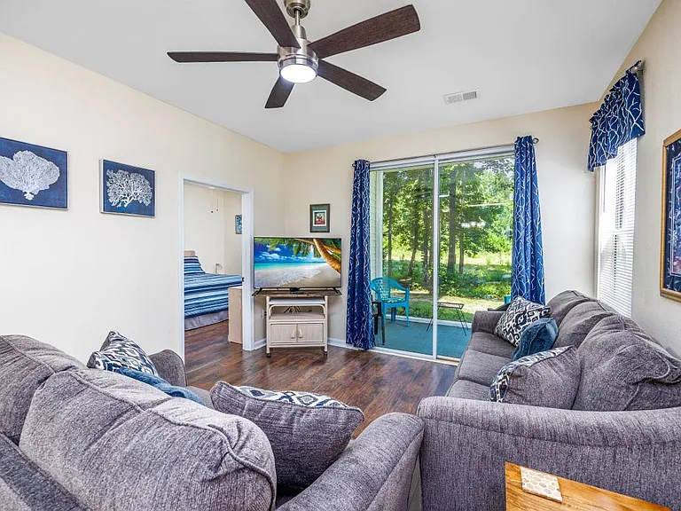 1298 River Oaks Dr #5-D — Photo 1
