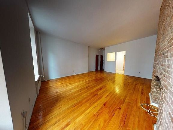 4th image of 164 E 90th St #2FW