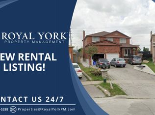 29 Lamp Cres #2, Vaughan, ON L4L6J9