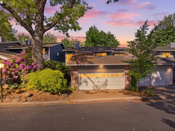 64 Wheatherstone Ct #36, Lake Oswego, OR 97035